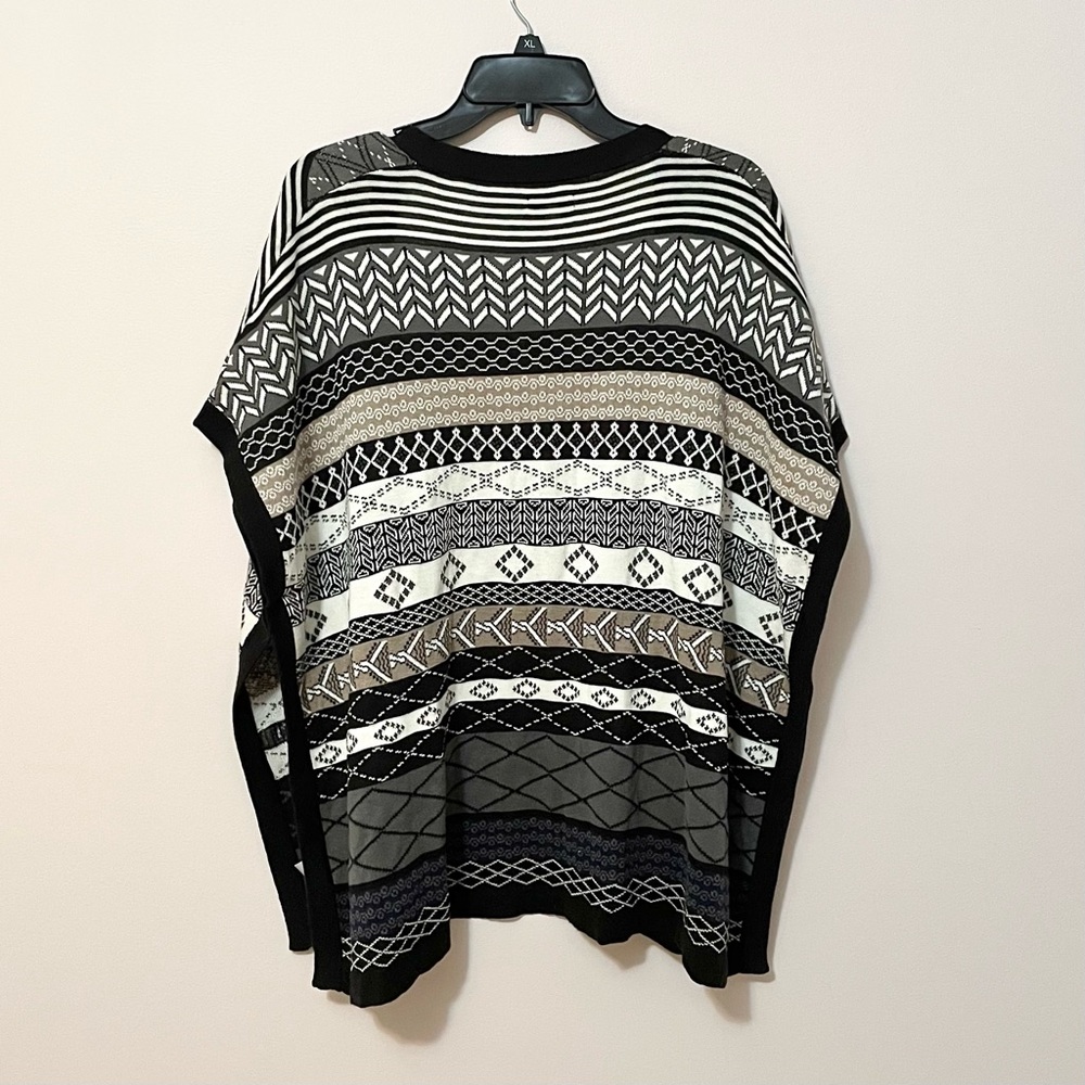 Multi-Color Aztec Pattern Shawl Wrap Cape - image 3